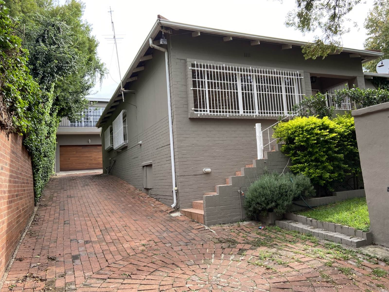 4 Bed House in Parkhurst photo number 30