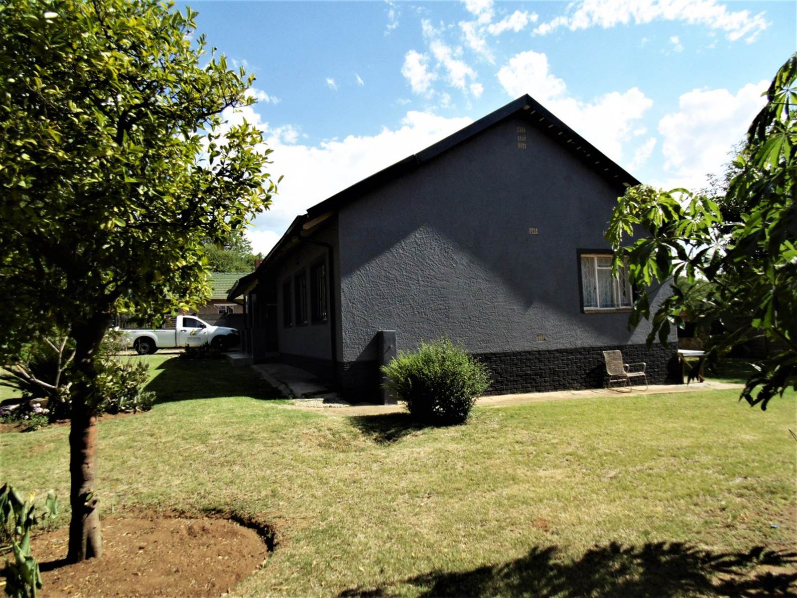 4 Bed House in Cullinan photo number 2