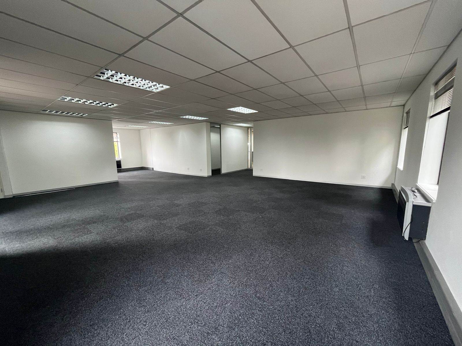 301  m² Commercial space in Bryanston photo number 20