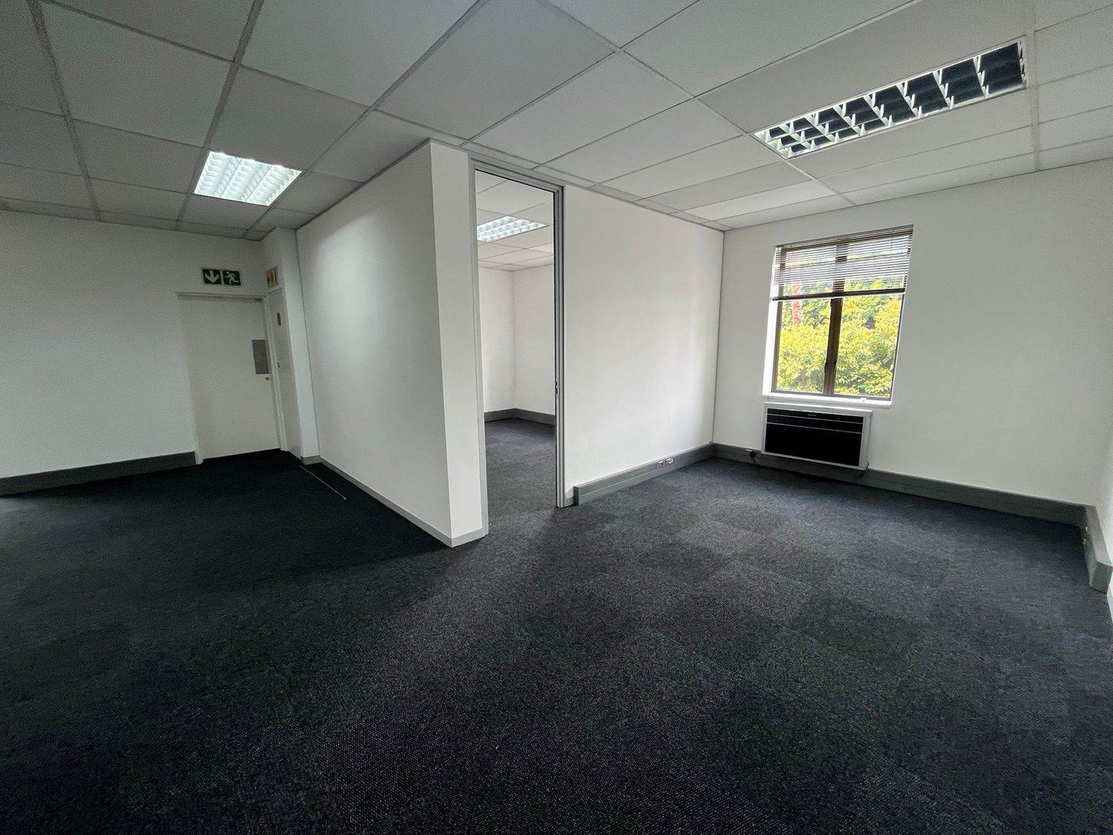 301  m² Commercial space in Bryanston photo number 23