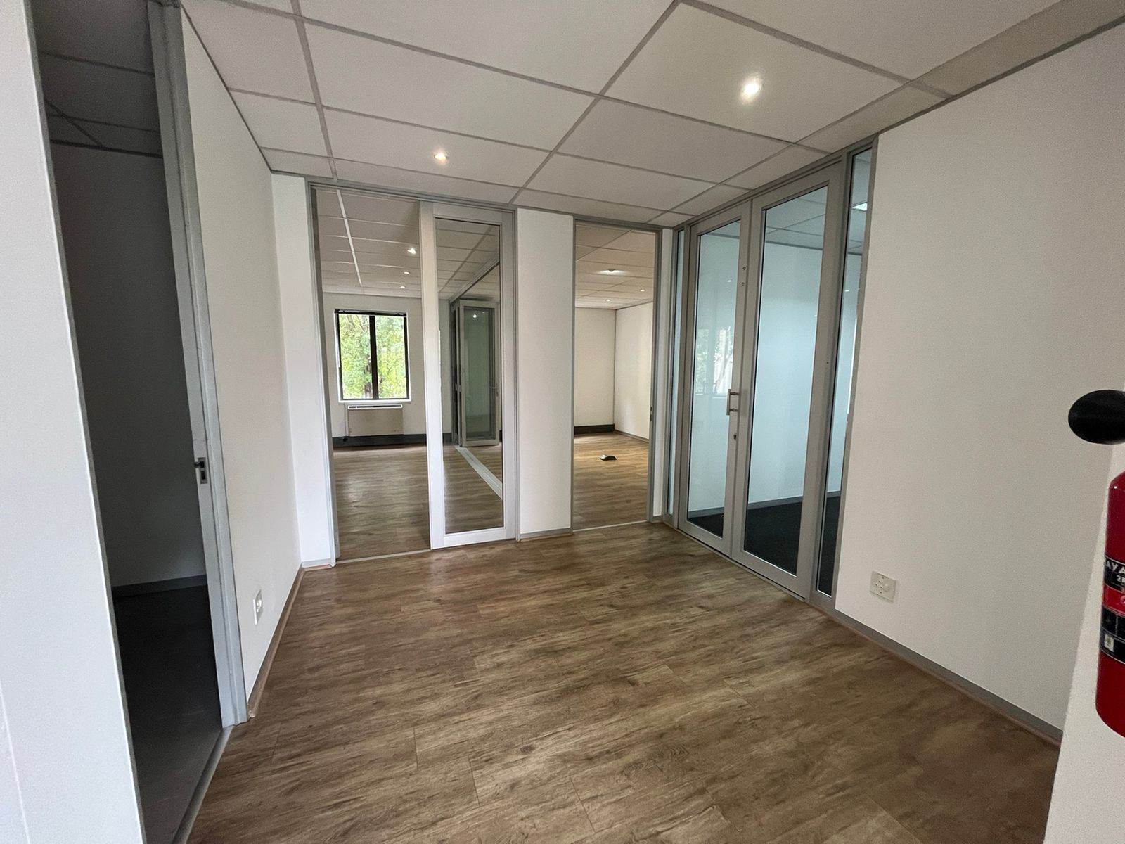 301  m² Commercial space in Bryanston photo number 10