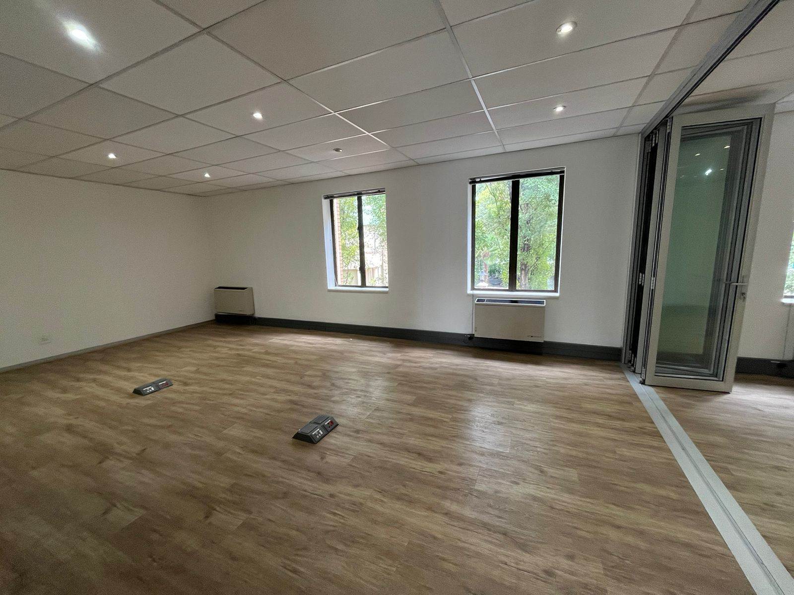 301  m² Commercial space in Bryanston photo number 12