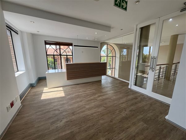 301  m² Commercial space in Bryanston