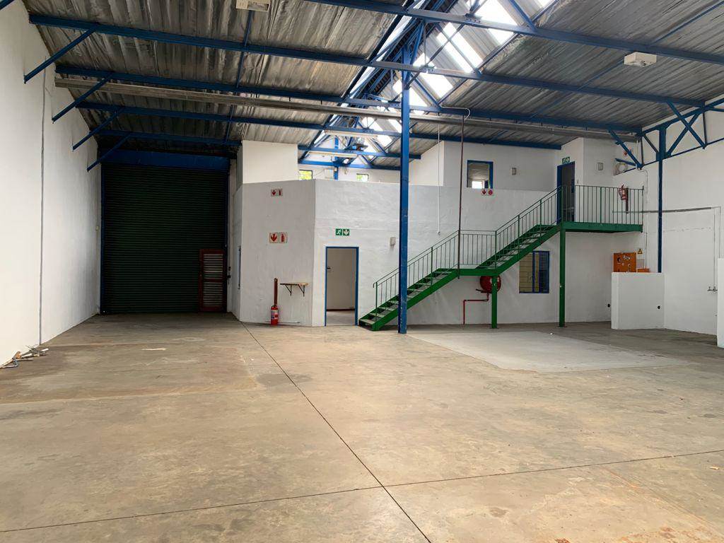 356  m² Industrial space in Strydompark photo number 3