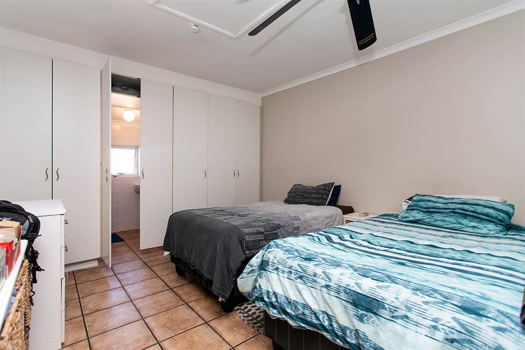 1 Bed Apartment in Durbanville Central photo number 22