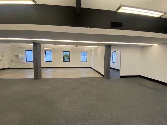 253  m² Commercial space in Century City photo number 16