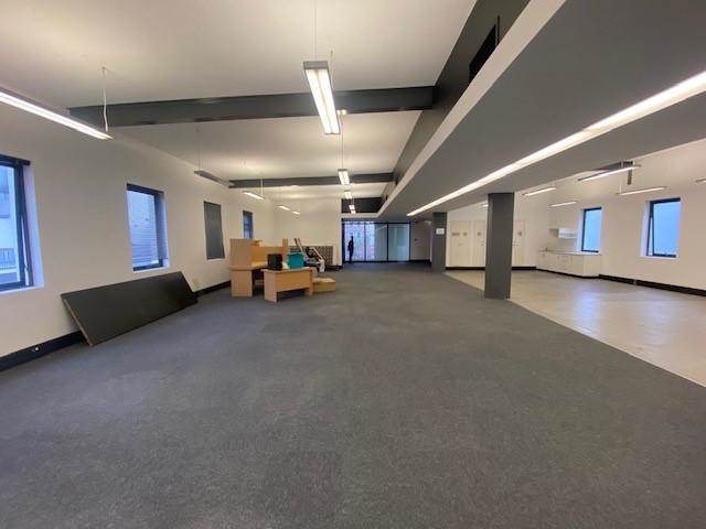 253  m² Commercial space in Century City photo number 7