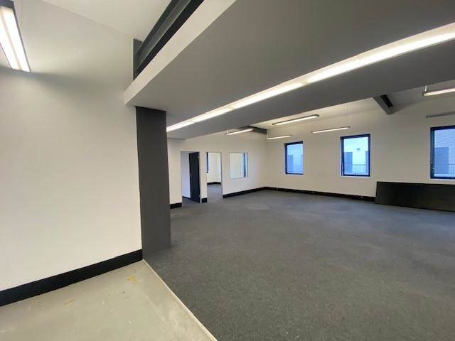 253  m² Commercial space in Century City photo number 12