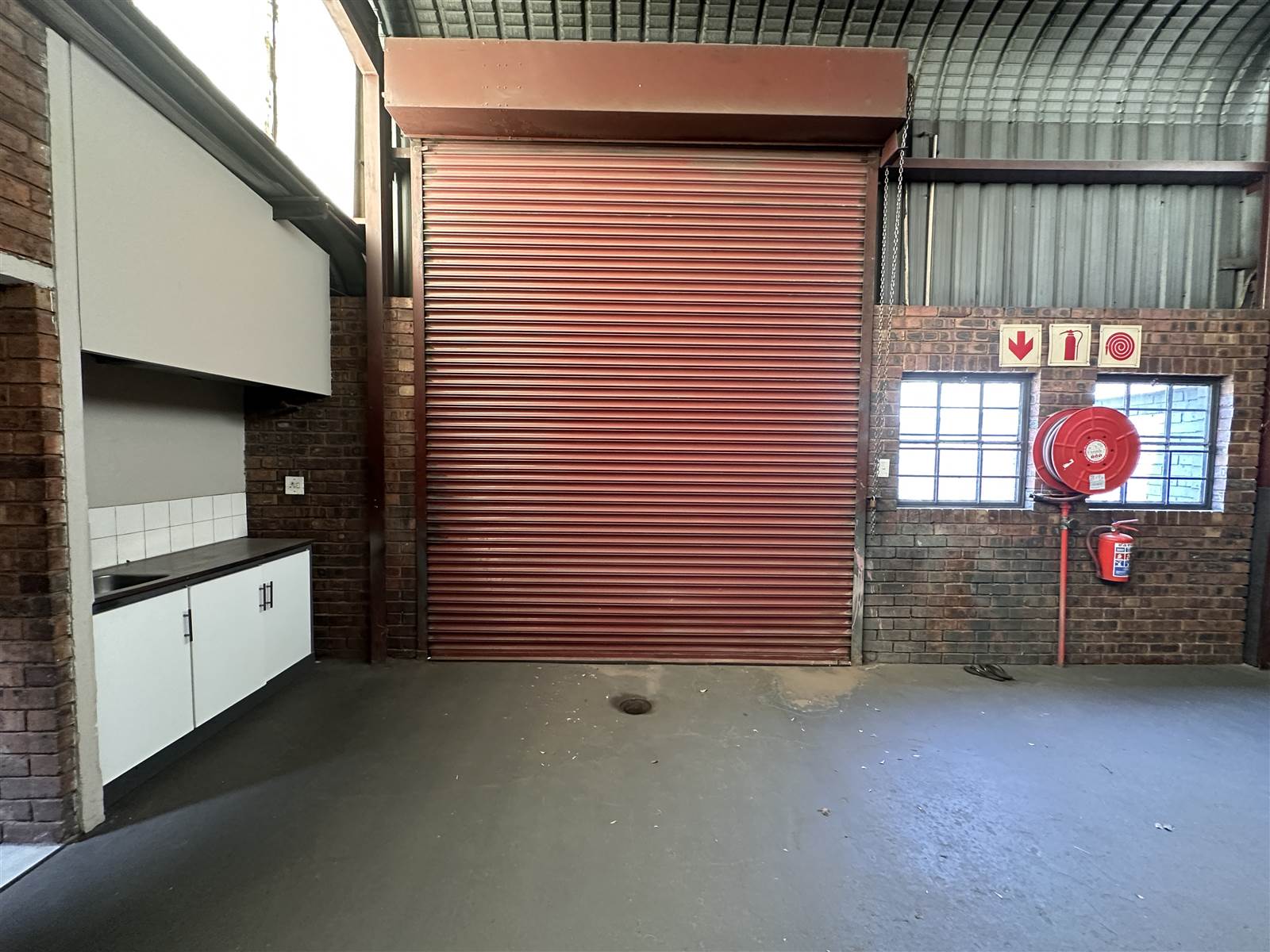 147  m² Industrial space in Wadeville photo number 9