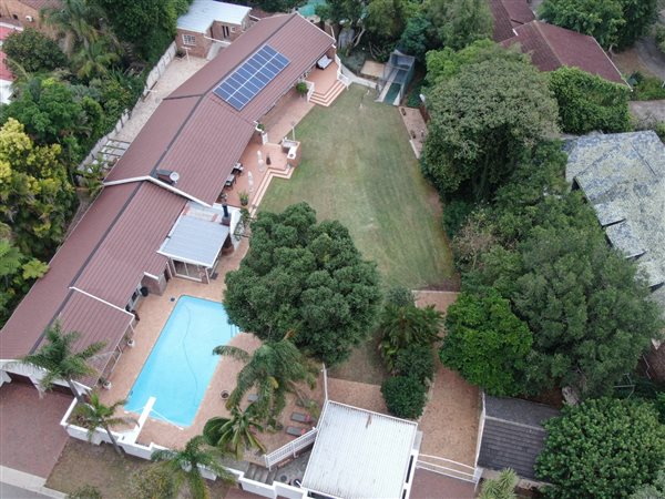 5 Bedroom House 5 Bedroom House