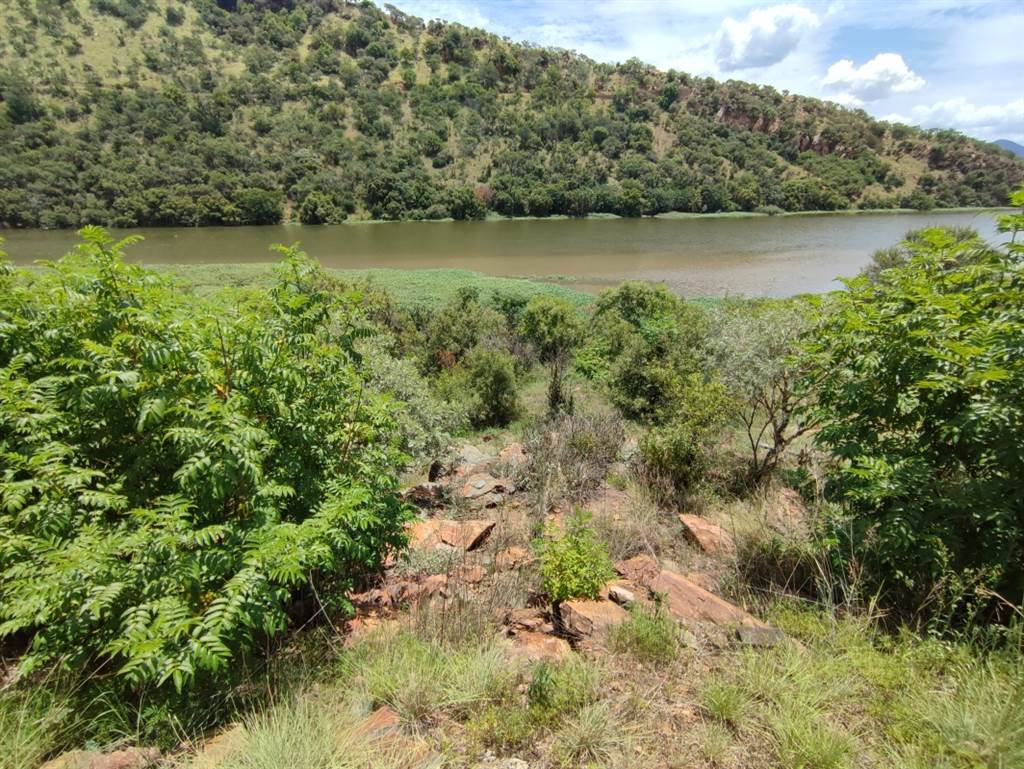 594 m² Land available in Estate D Afrique photo number 6