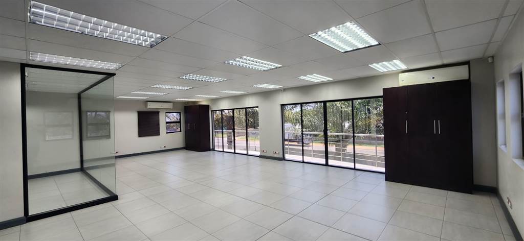 1200  m² Commercial space in Bredell AH photo number 17