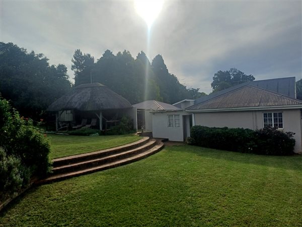 4 Bedroom House 4 Bedroom House