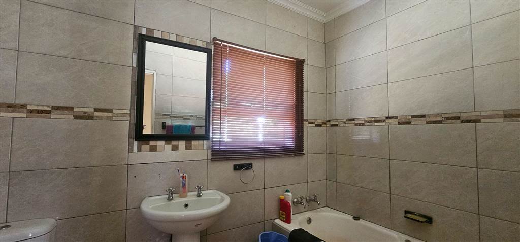 3 Bed House in Sonlandpark photo number 10