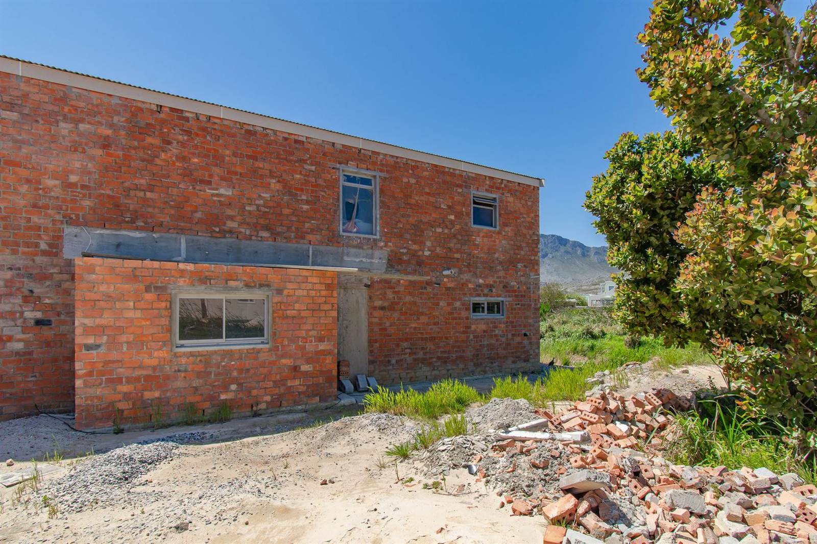 3 Bed House in Pringle Bay photo number 26