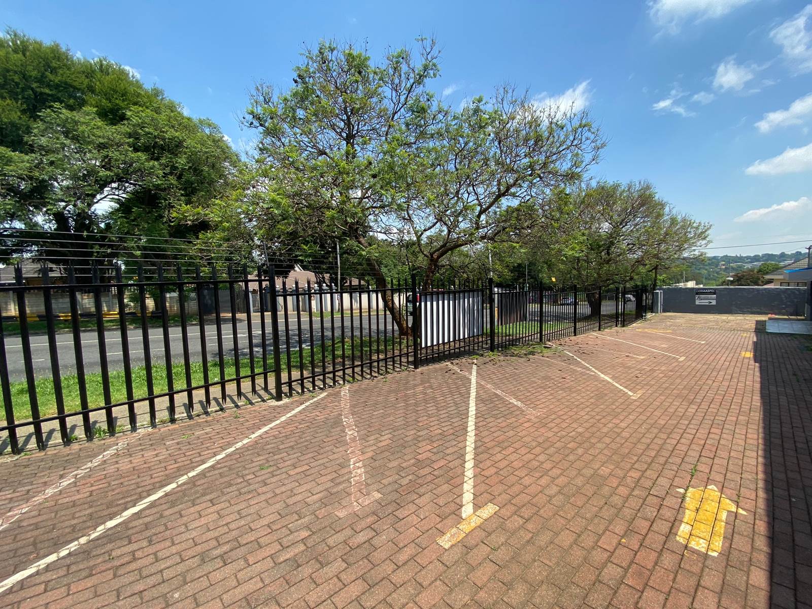 1012  m² Office Space in Greenside photo number 7