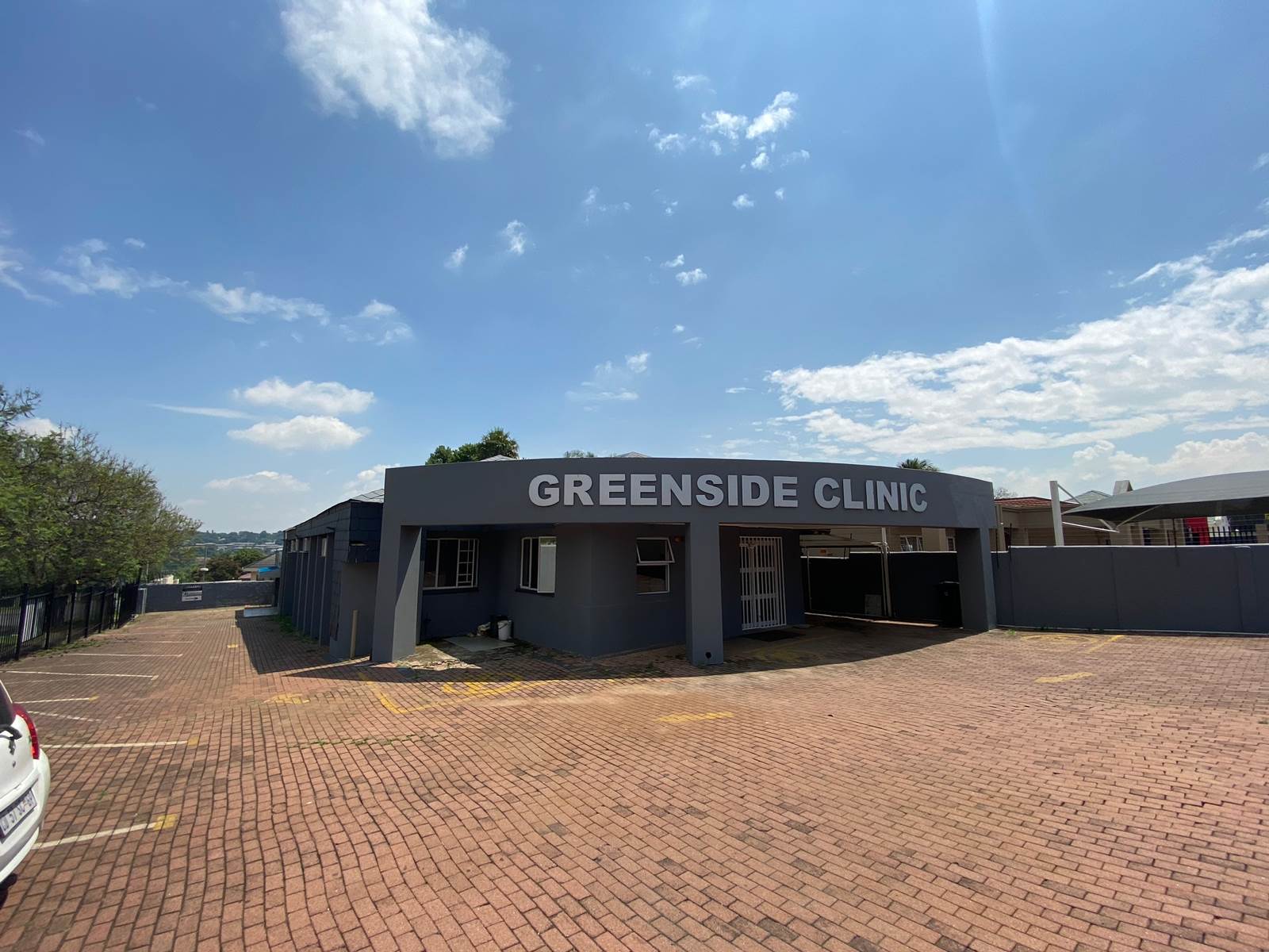 1012  m² Office Space in Greenside photo number 2