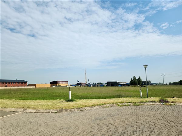 990 m² Land 990 m² Land