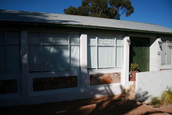 2 Bed Apartment in Springbok photo number 13