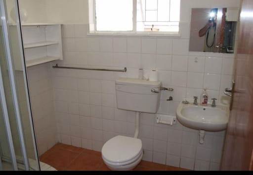 2 Bed Apartment in Springbok photo number 10