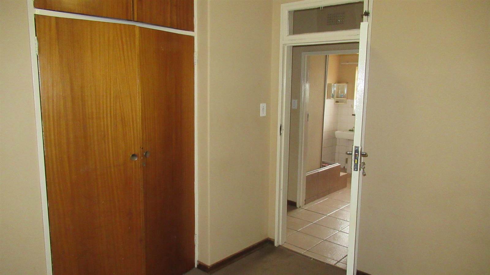 3 Bed House in Roodepoort West photo number 13