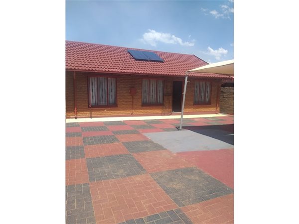 3 Bedroom House 3 Bedroom House