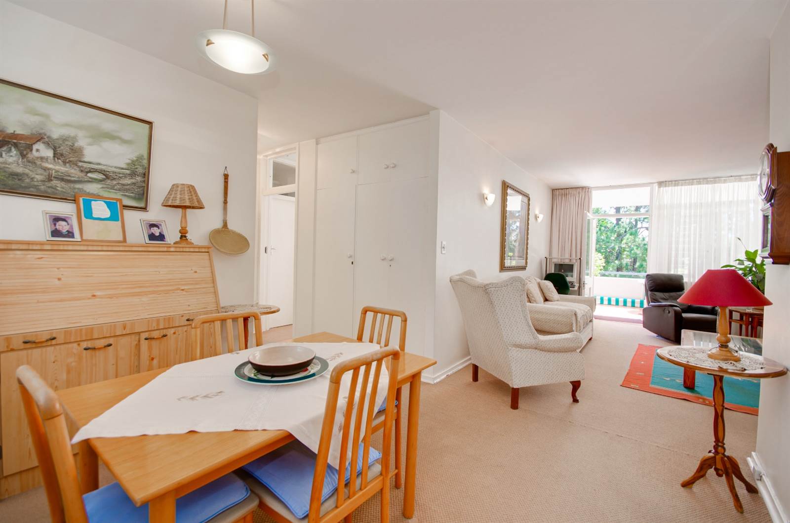 1 Bed Apartment in Benmore Gardens photo number 6