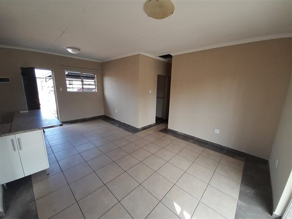 3 Bed Apartment in Quaggafontein