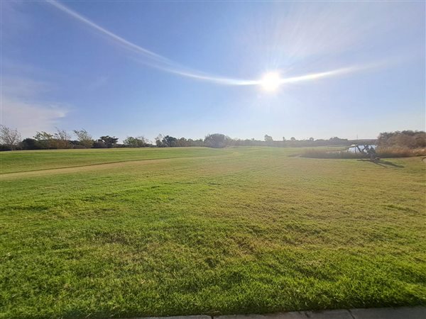 1406 m² Land available in Steyn City