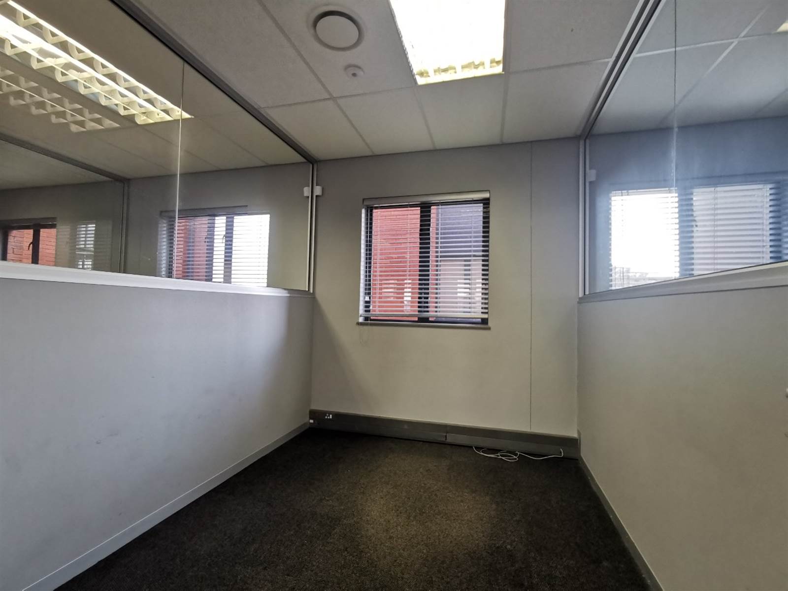 426  m² Office Space in Ruimsig photo number 8