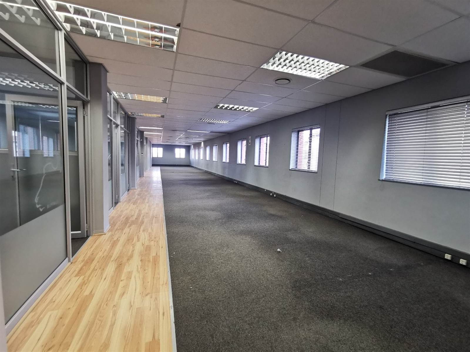 426  m² Office Space in Ruimsig photo number 11