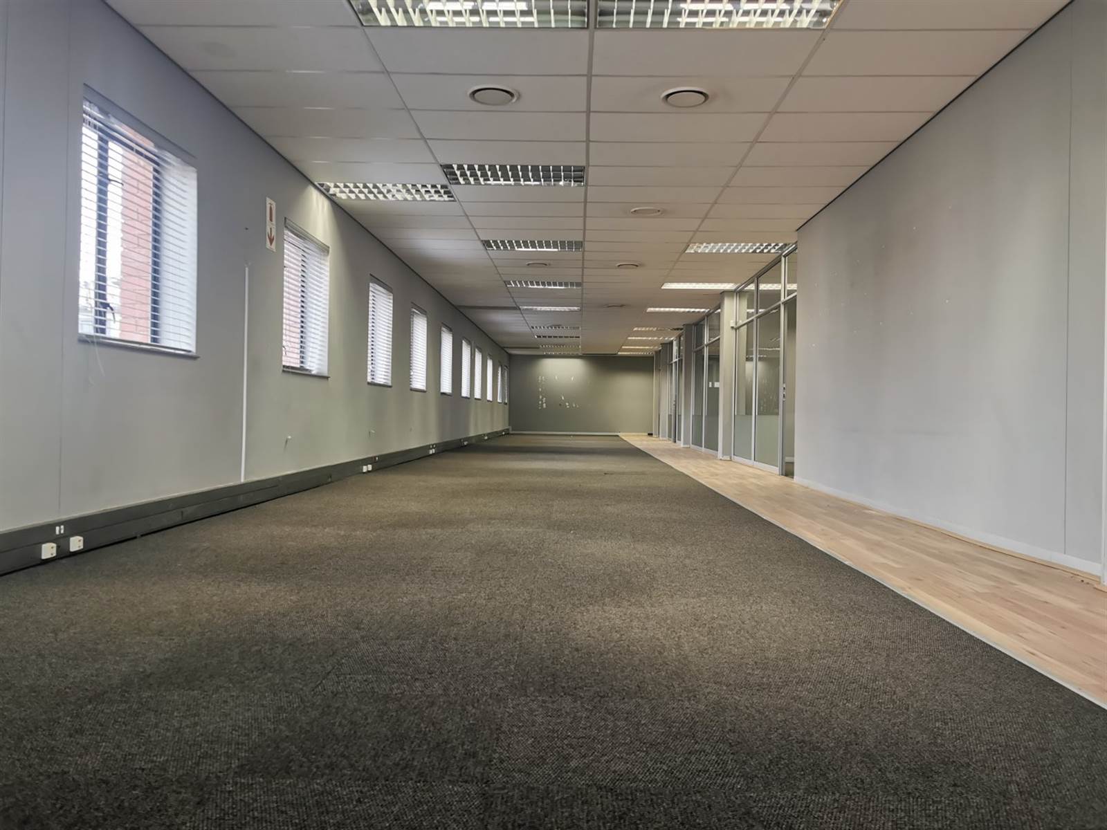 426  m² Office Space in Ruimsig photo number 5