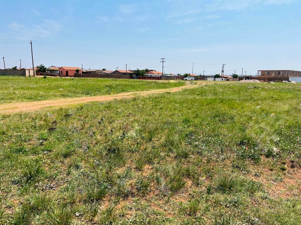 2233 m² Land available in Daveyton photo number 5