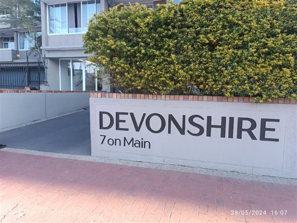 2 Bedroom Flat 2 Bedroom Flat