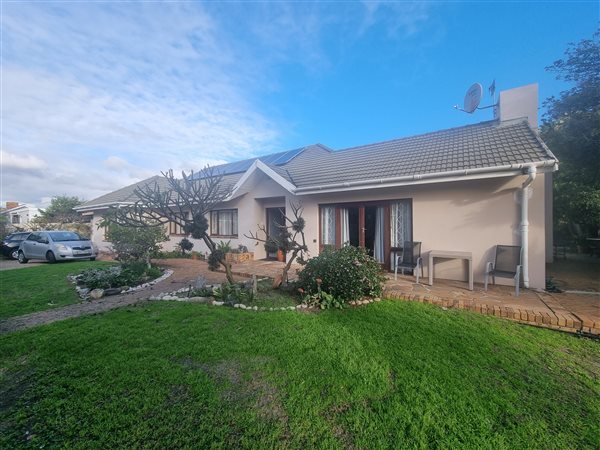2 Bedroom House 2 Bedroom House