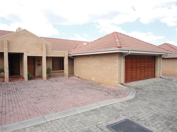 3 Bedroom Townhouse