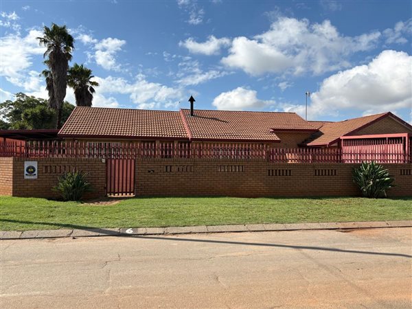 3 Bedroom House