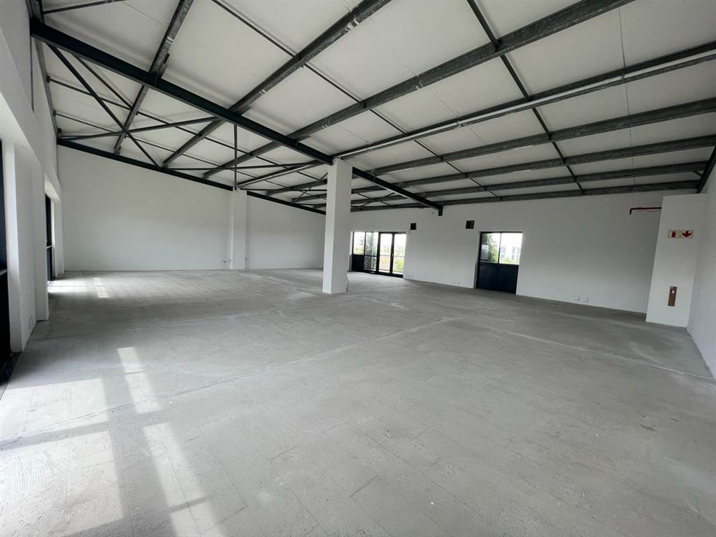 186  m² Commercial space in Parklands North photo number 9