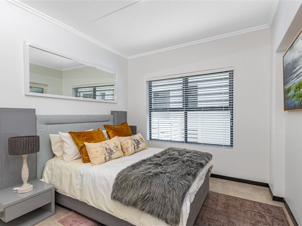 2 Bedroom Townhouse 2 Bedroom Townhouse