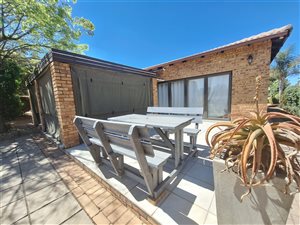 4 Bed House in Vaal Dam