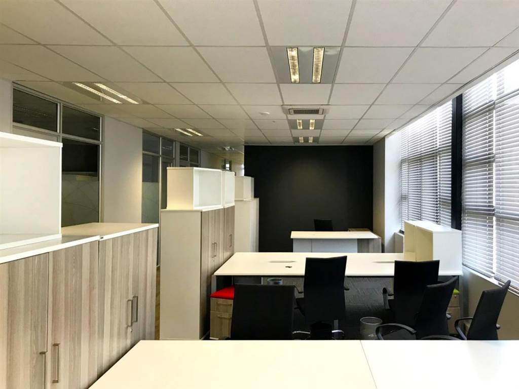 540  m² Office Space in Parkhaven photo number 11