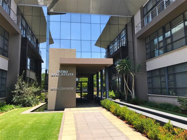 540  m² Office Space in Parkhaven