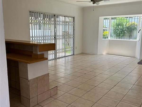 3 Bedroom Duplex 3 Bedroom Duplex