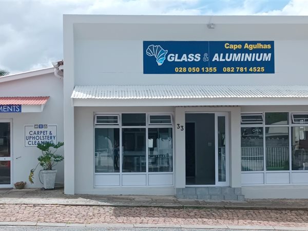714  m² Commercial space in Bredasdorp