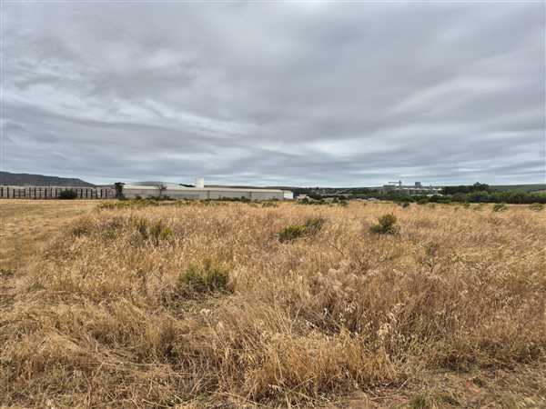 9 146 m² Land 9 146 m² Land