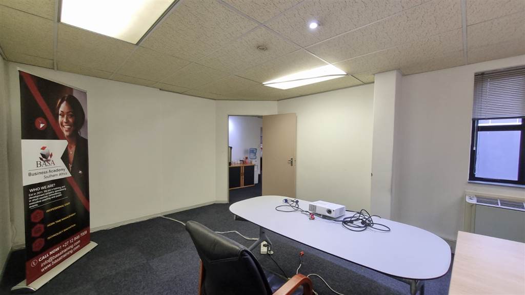 54  m² Commercial space in Hatfield photo number 13