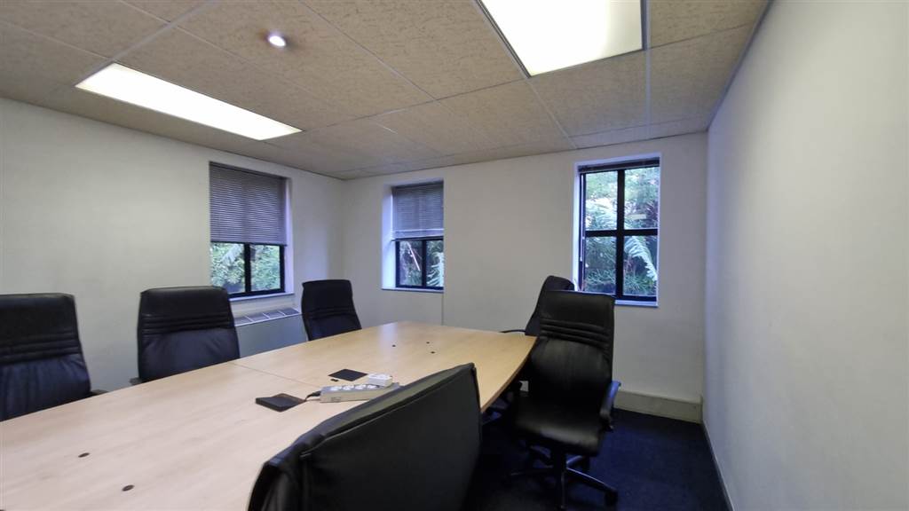 54  m² Commercial space in Hatfield photo number 11