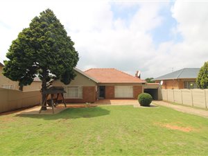 3 Bed House in Dawnview