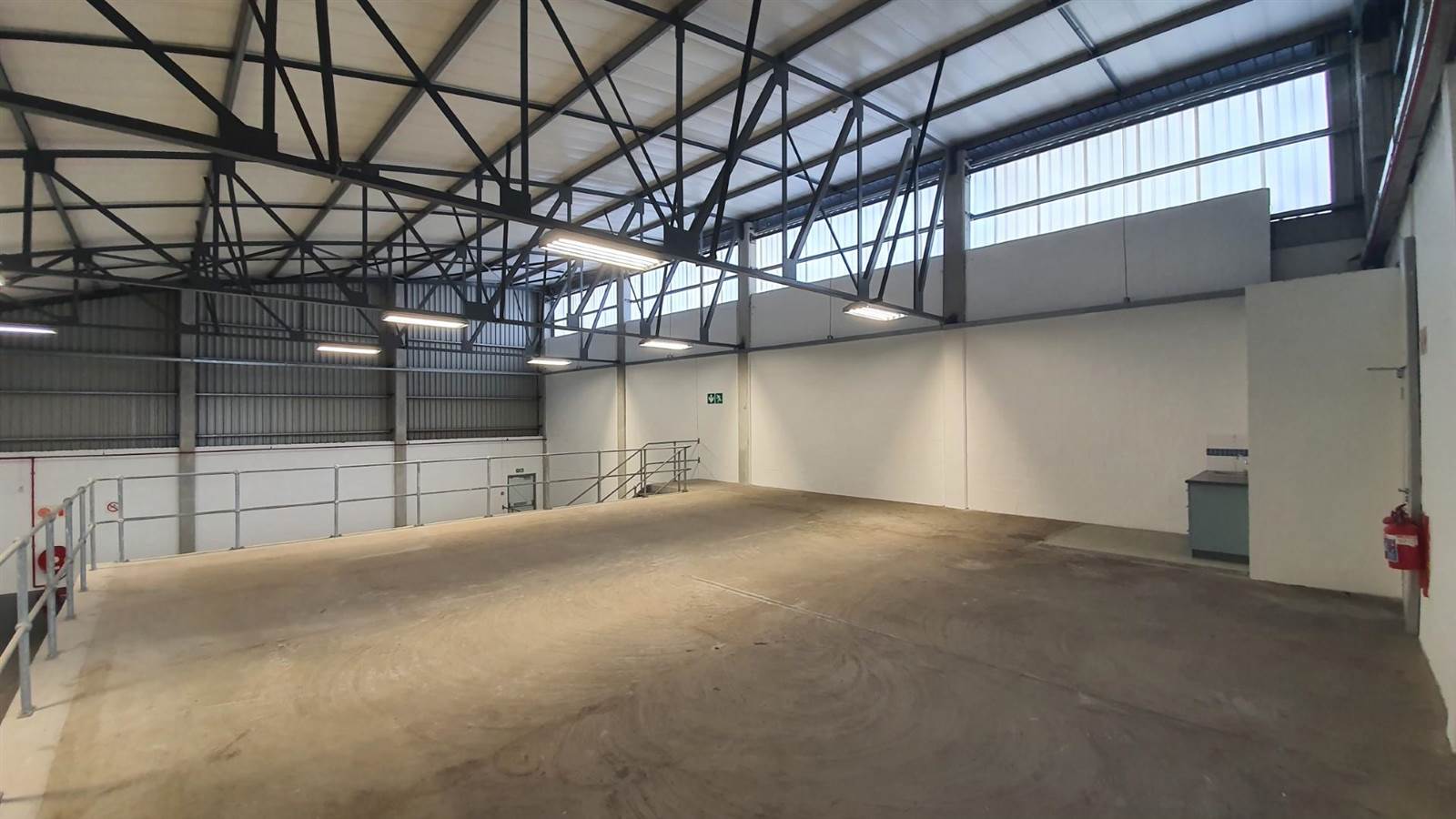 549  m² Industrial space in Airport Industria photo number 11