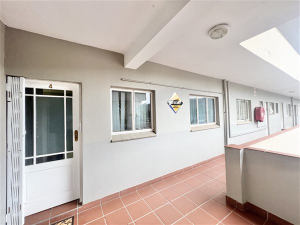 3 Bed Apartment in Chasedene